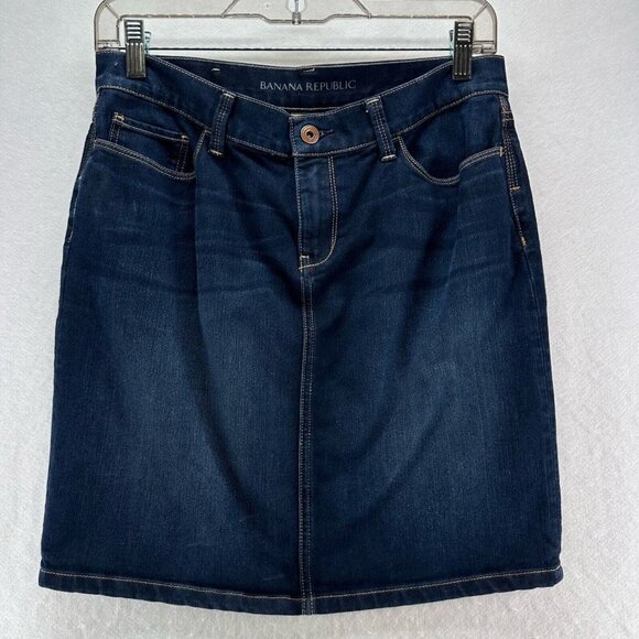 Banana Republic Dresses & Skirts - Banana Republic Skirt Size 28 Denim Pencil Mini Stretch Dark Washed Blue